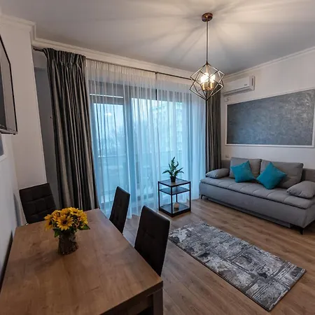 Sunrise Apartment *